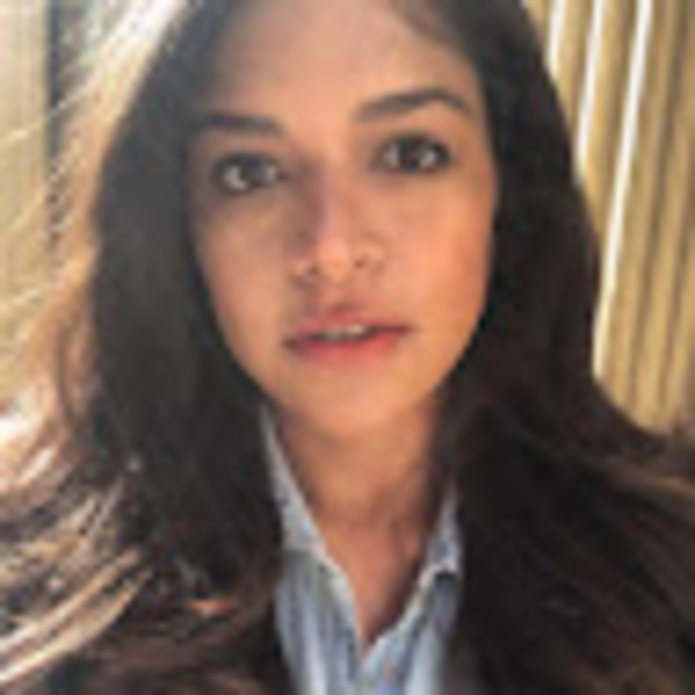 Meet your Posher, Maria alejandra
